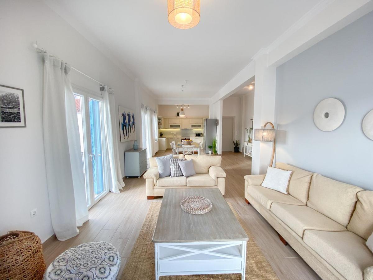 Villa Beautiful House By The Sea à Poros Town Extérieur photo