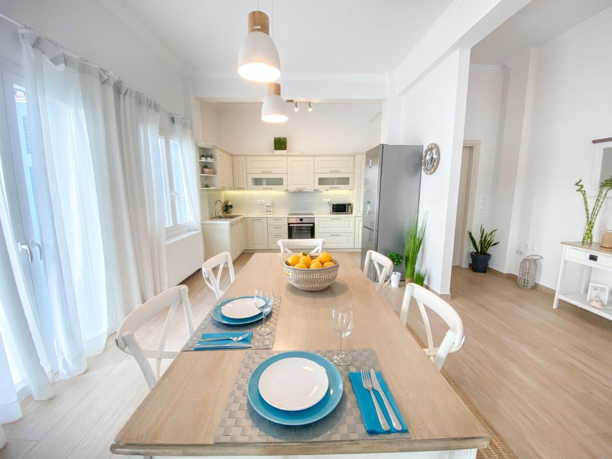 Villa Beautiful House By The Sea à Poros Town Extérieur photo