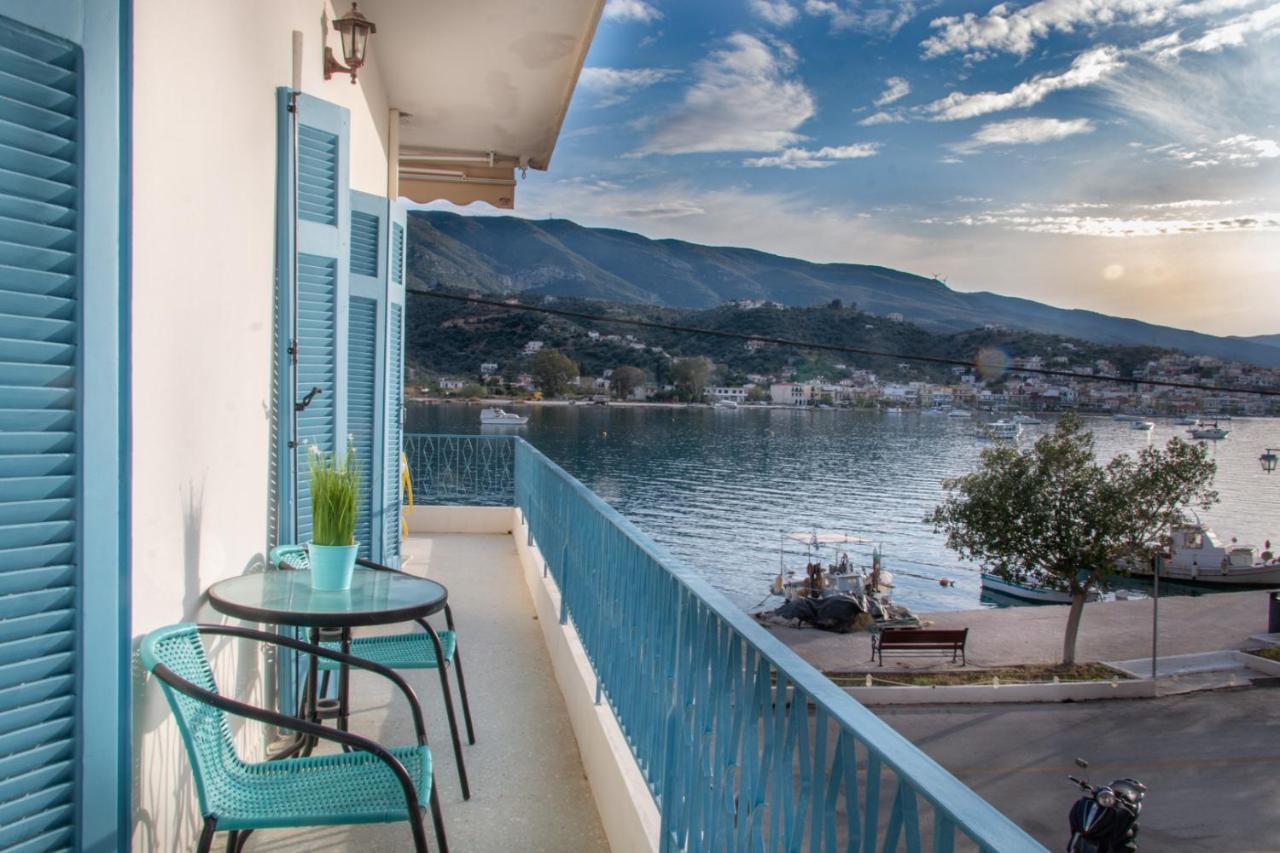 Villa Beautiful House By The Sea à Poros Town Extérieur photo