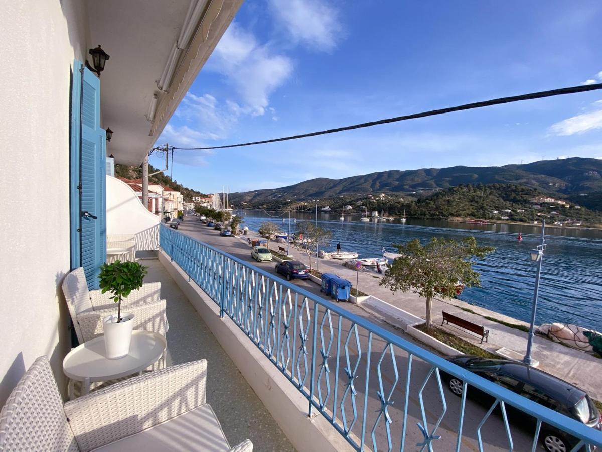 Villa Beautiful House By The Sea à Poros Town Extérieur photo