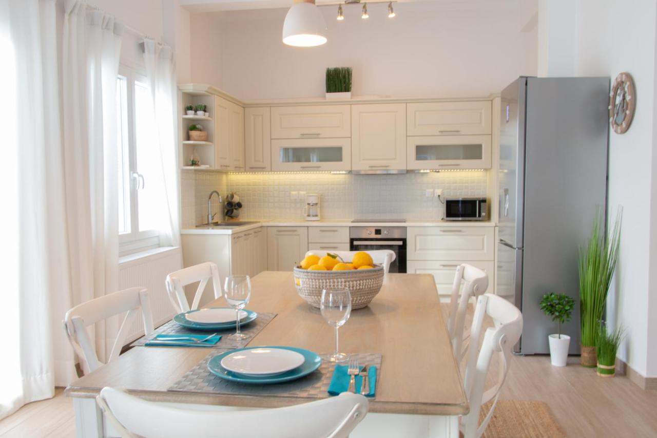 Villa Beautiful House By The Sea à Poros Town Extérieur photo